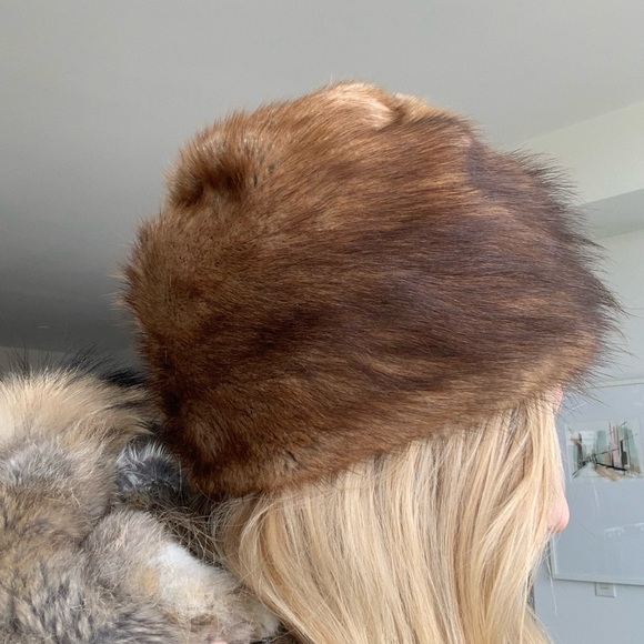 Vintage Accessories - Vintage Real Fur Hat